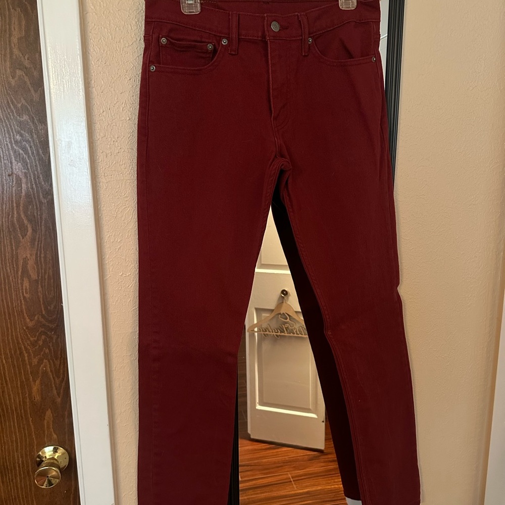 Men's Red Levi Jeans - 32/34